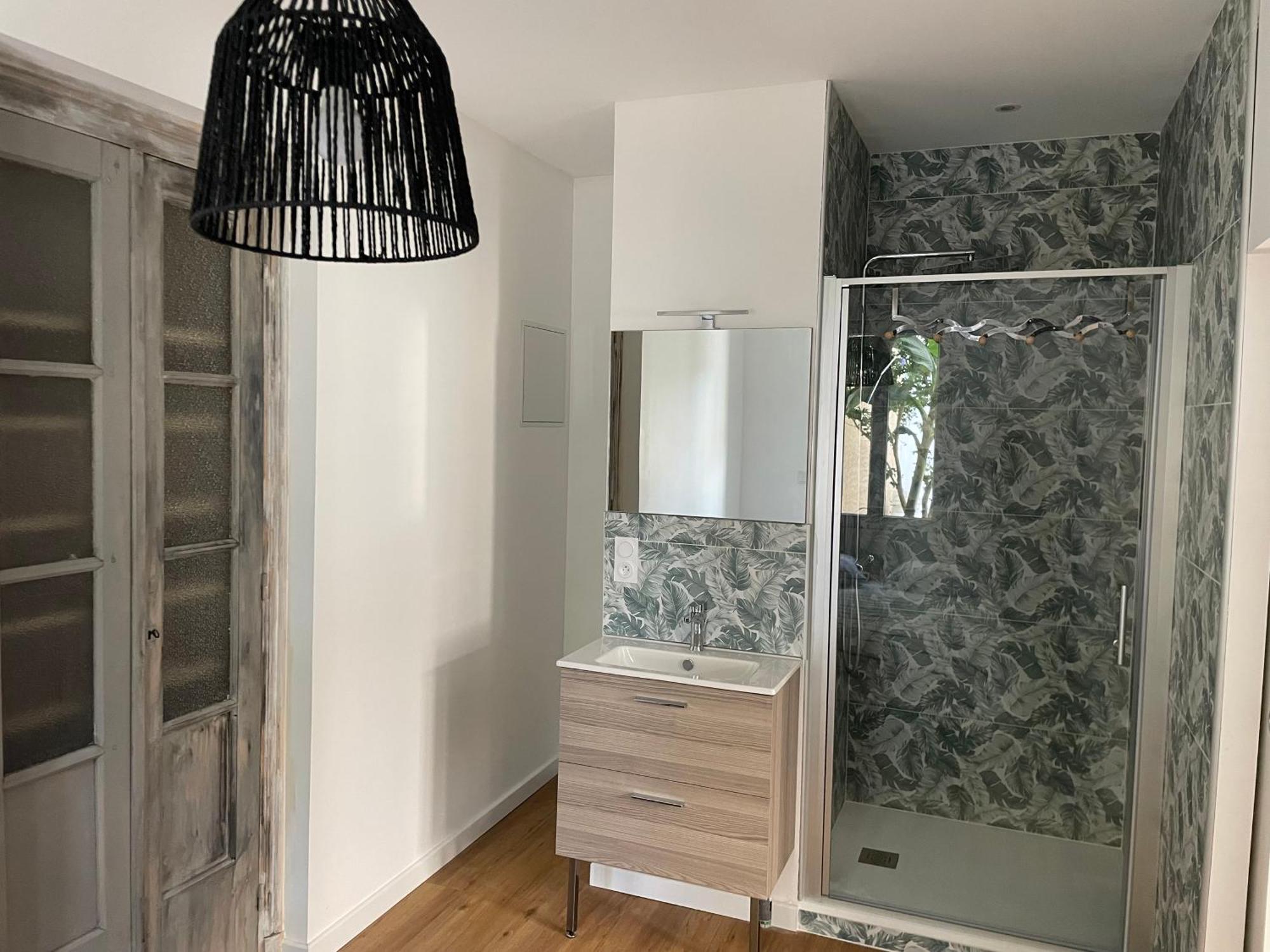 Le Pelican Villars-les-Dombes Ngoại thất bức ảnh